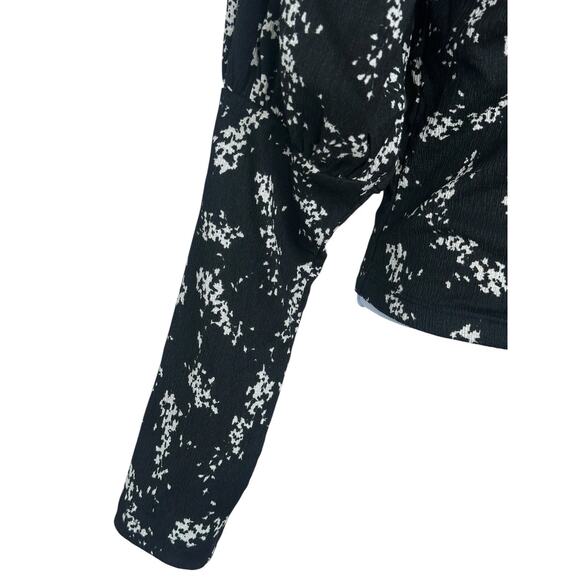 Anthropologie Sweetheart Black White Floral Peasant Boho Top - Picture 4 of 5